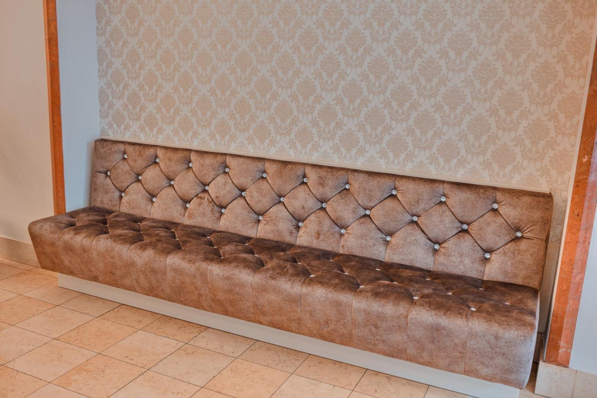 Hotel Grand Hradec Králové Екстериор снимка