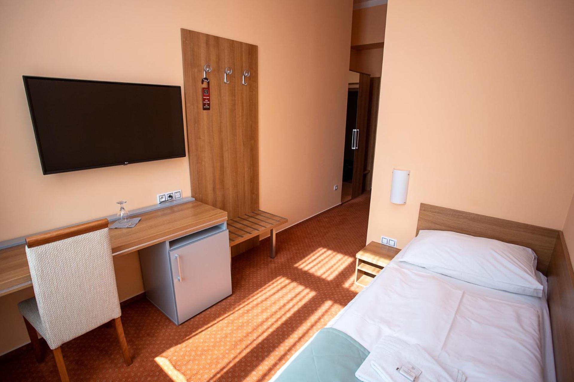 Hotel Grand Hradec Králové Стая снимка