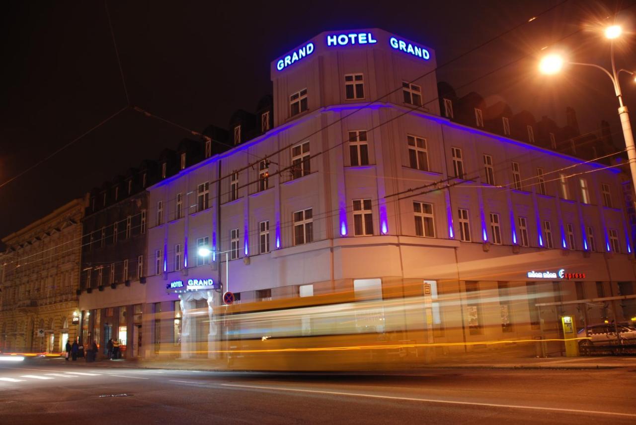 Hotel Grand Hradec Králové Екстериор снимка